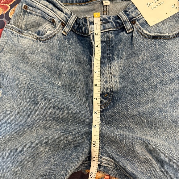 NWT Abercrombie & Fitch The Dad High Rise Curve Love Medium Destroy 27 Short - Picture 11 of 13